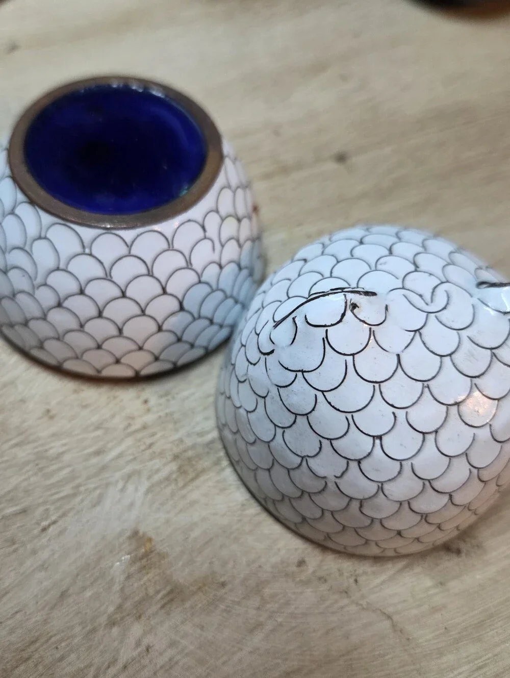 Pottery Barn White Owl Decorative Trinket Box Blue Enamel Interior Metal Cloison